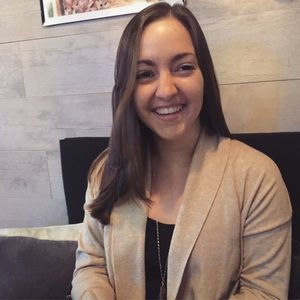 Meet your Posher, Emilia